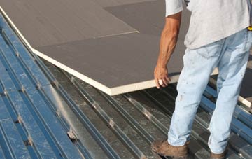 benefits of insulating Petertown flat roofing